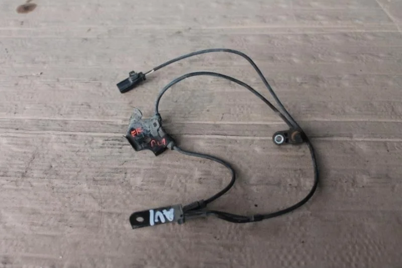 Б.у. датчик abs TOYOTA AURIS ZRE150 TOYOTA AURIS ZRE150 2ZRFE 2008