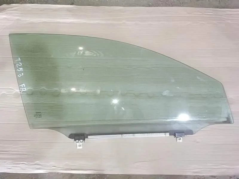 Б.у. стекло двери TOYOTA AVENSIS AZT251 TOYOTA AVENSIS AZT251 2AZ 2007