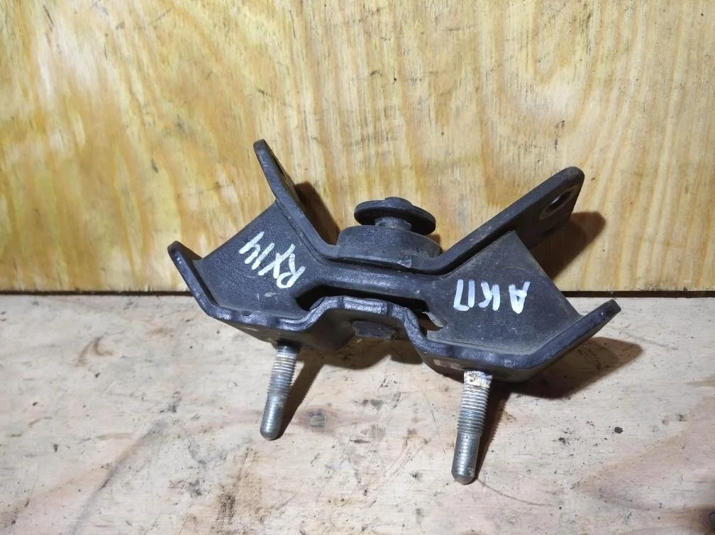 Б.у. опора двигателя LEXUS RX300 MCU15 LEXUS RX300 MCU15 1MZ 1998