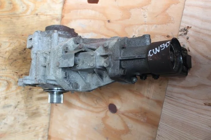 Б.у. раздаточная коробка MITSUBISHI OUTLANDER XL CW5W MITSUBISHI OUTLANDER XL CW5W 4B12 2005