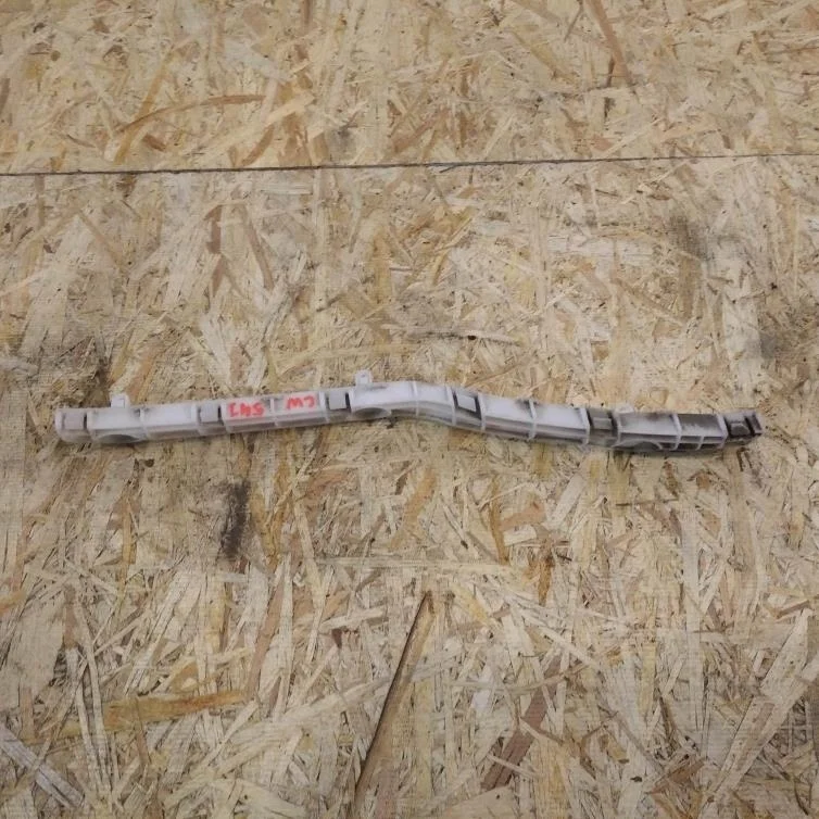 Б.у. крепление бампера зад MITSUBISHI OUTLANDER XL CW5W MITSUBISHI OUTLANDER XL CW5W 4B12 2005