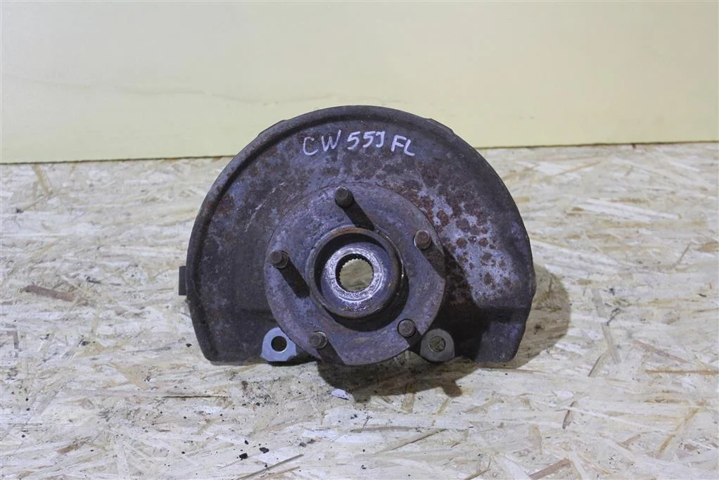 Б.у. кулак поворотный MITSUBISHI OUTLANDER XL CW5W MITSUBISHI OUTLANDER XL CW5W 4B12 2008