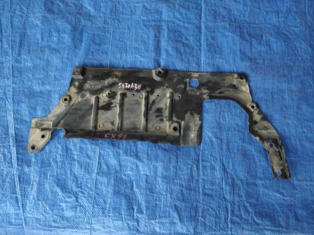 Б.у. защита двигателя пластиковая MITSUBISHI LANCER CX4A MITSUBISHI LANCER CX4A 4B11 2008