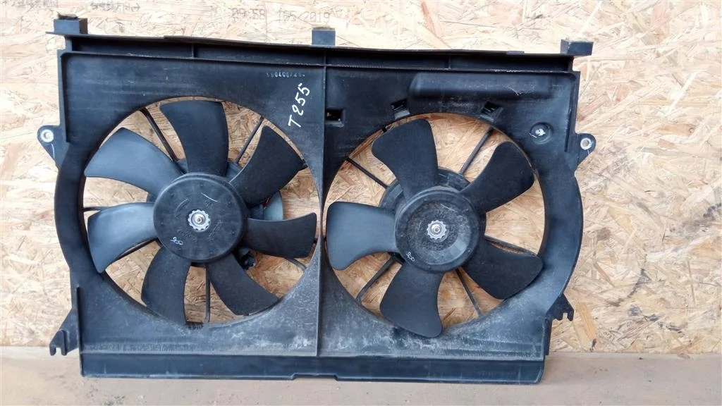 Б.у. диффузор радиатора TOYOTA AVENSIS AZT255(4WD) TOYOTA AVENSIS AZT255(4WD) 1AZFSE    D4 2006-2008