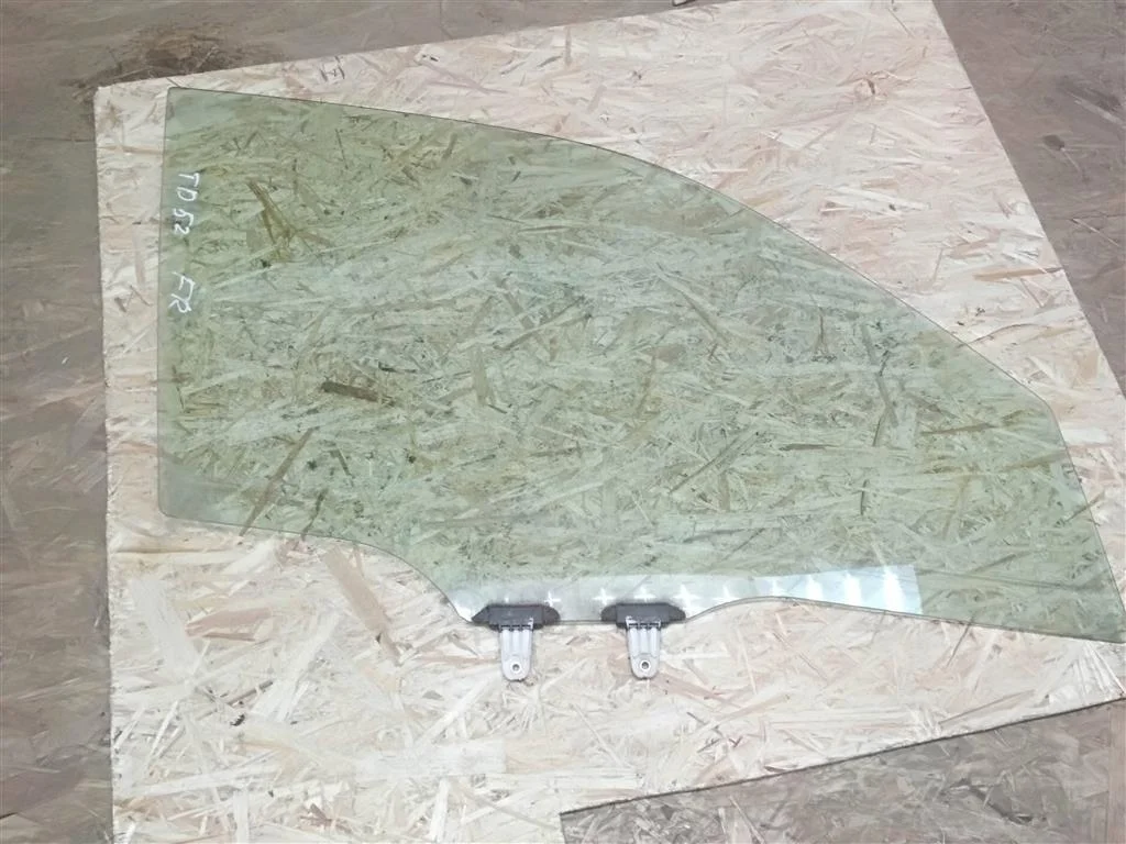 Б.у. стекло двери SUZUKI GRAND VITARA JB420 SUZUKI GRAND VITARA JB420 J20A 2006