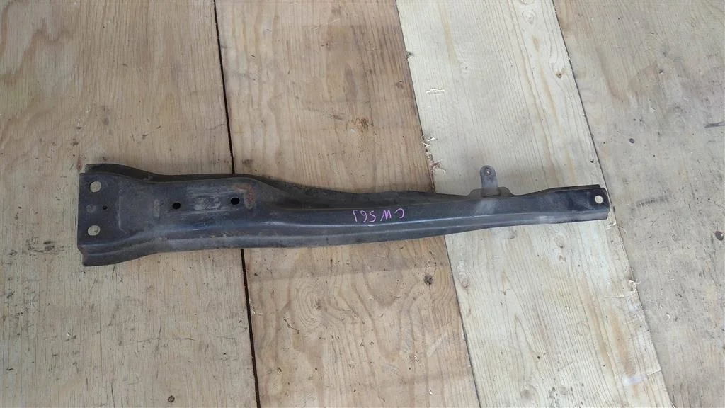 Б.у. балка продольная (лыжа) MITSUBISHI OUTLANDER XL CW5W MITSUBISHI OUTLANDER XL CW5W 4B12 2008