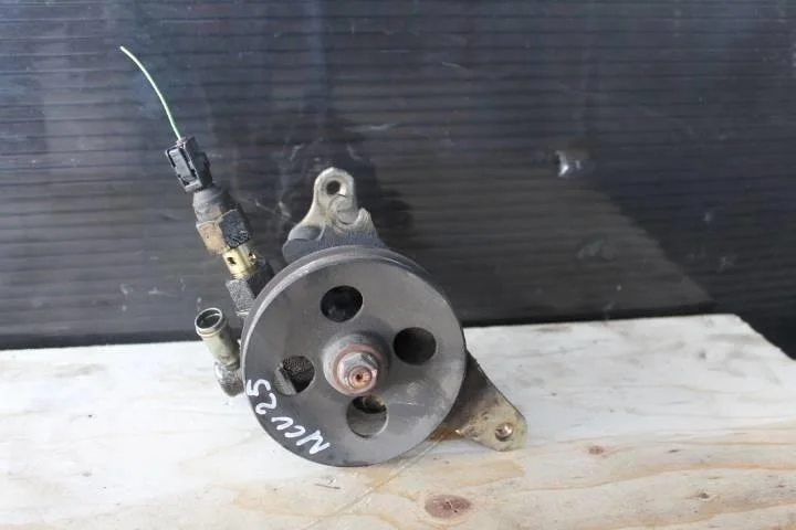 Б.у. насос гидроусилителя TOYOTA HIGHLANDER TOYOTA HIGHLANDER  1MZ 2003