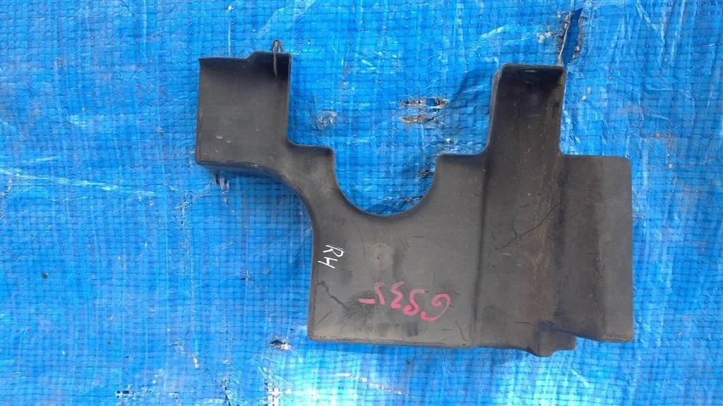 Б.у. пыльник двигателя LEXUS GS350 GRS191 LEXUS GS350 GRS191 2GRFSE 2008