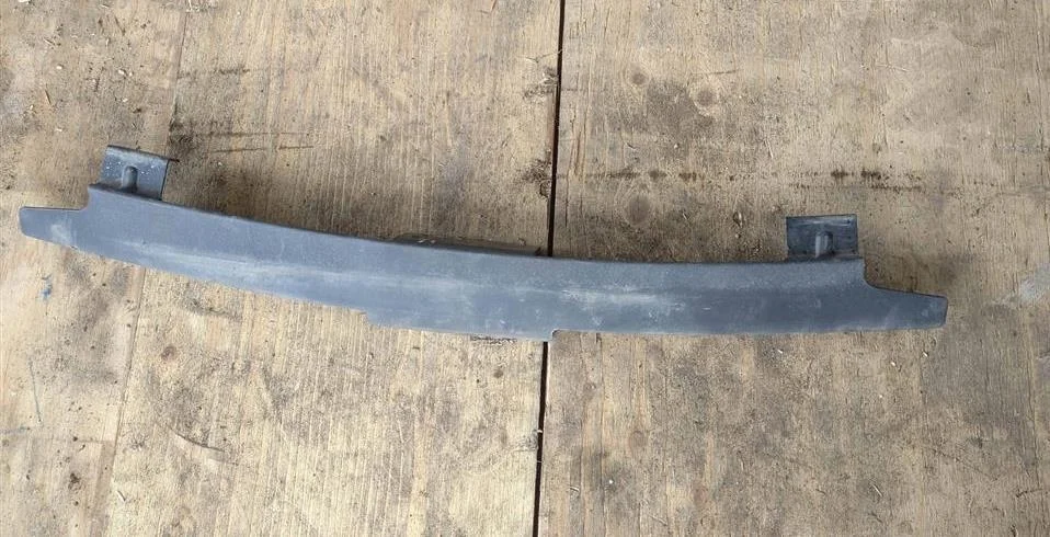 Б.у. накладка на панель радиатора NISSAN QASHQAI+2 JJ10 NISSAN QASHQAI+2 JJ10 MR20 2011