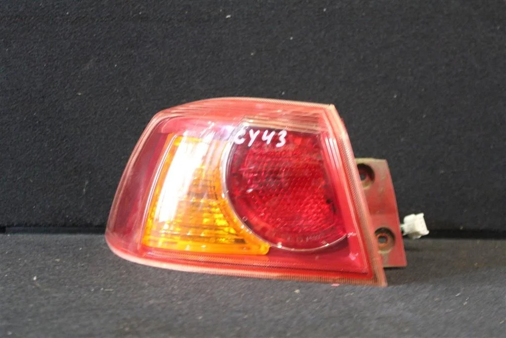 Б.у. фонарь наружный MITSUBISHI LANCER CY4A MITSUBISHI LANCER CY4A 4B11 2008