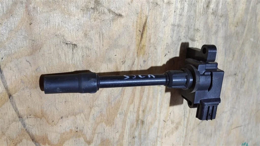 Б.у. катушка зажигания MITSUBISHI PAJERO V75W MITSUBISHI PAJERO V75W 6G74 2003