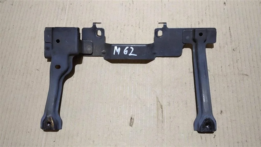 Б.у. стойка телевизора MAZDA MAZDA 6 GH MAZDA MAZDA 6 GH LF 2010