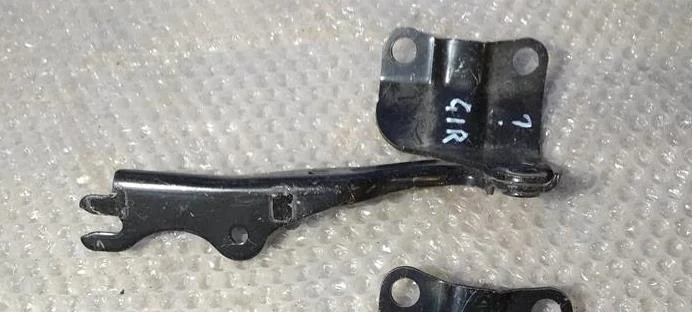 Б.у. петля капота MAZDA MAZDA 6 GH MAZDA MAZDA 6 GH  2007-