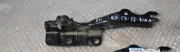 Б.у. петля капота MAZDA  CX5 MAZDA CX5   2012