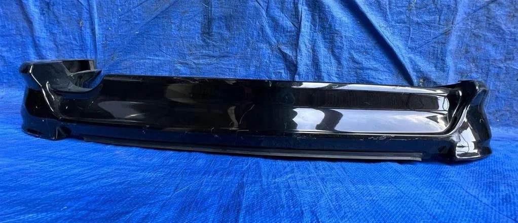 Б.у. бампер MITSUBISHI OUTLANDER XL CW4W MITSUBISHI OUTLANDER XL CW4W 4B11 2010