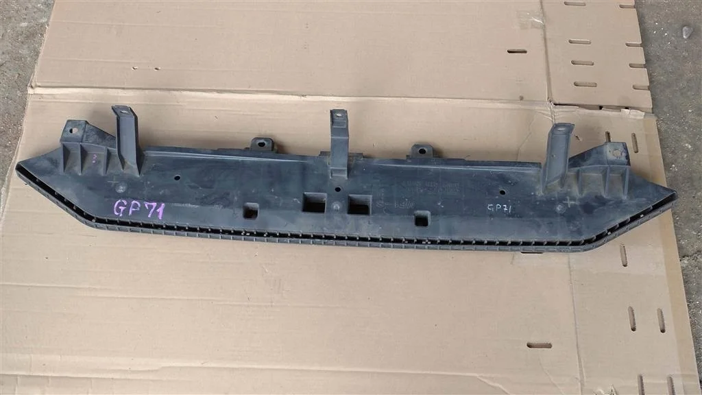 Б.у. дефлектор радиатора SUBARU IMPREZA GP SUBARU IMPREZA GP 20A 2011-