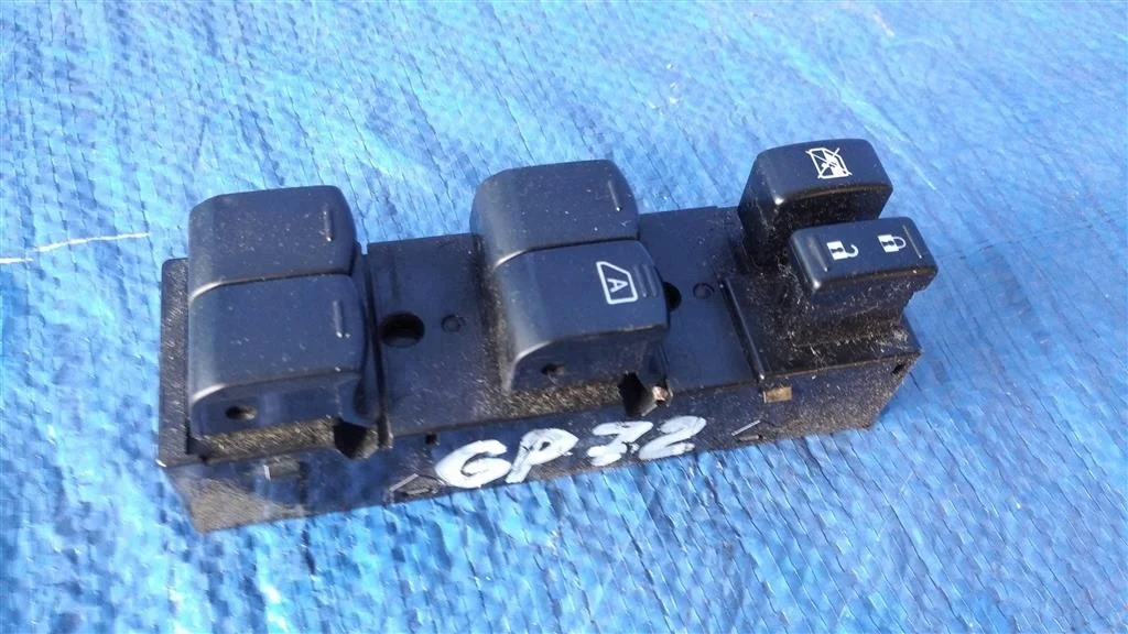 Б.у. блок управления стеклоподъемником (праворуль) SUBARU IMPREZA GP SUBARU IMPREZA GP 20A 2011-