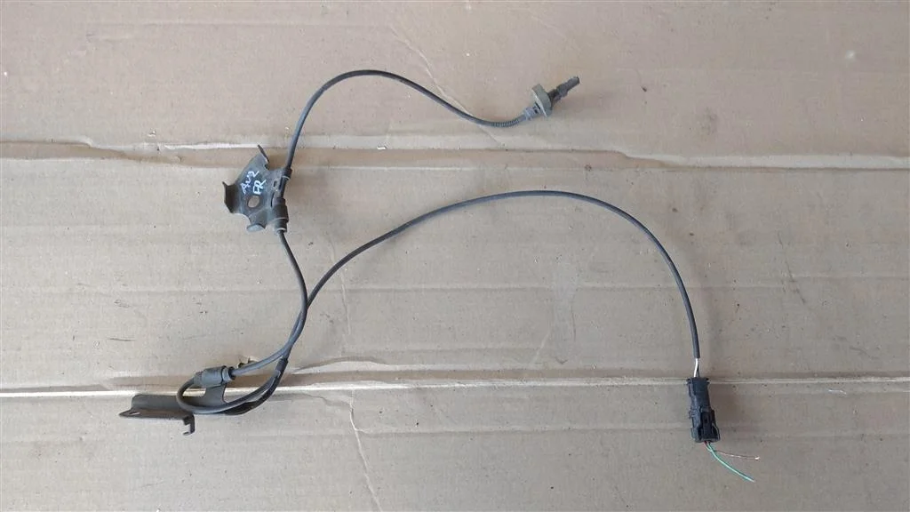 Б.у. датчик abs TOYOTA AURIS ZRE150 TOYOTA AURIS ZRE150 2ZR