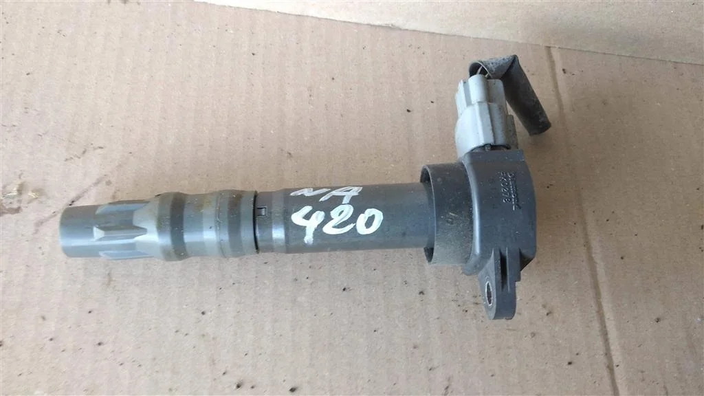 Б.у. катушка зажигания MITSUBISHI GRANDIS NA4W MITSUBISHI GRANDIS NA4W 4G69 2003