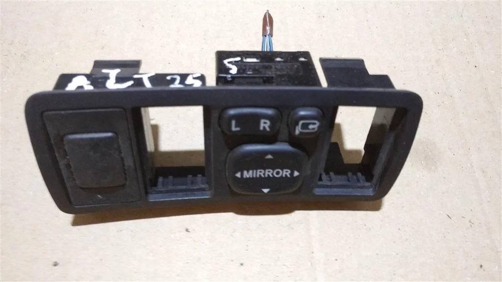 Б.у. блок управления зеркалами TOYOTA AVENSIS AZT255(4WD) TOYOTA AVENSIS AZT255(4WD) 1AZ 2004