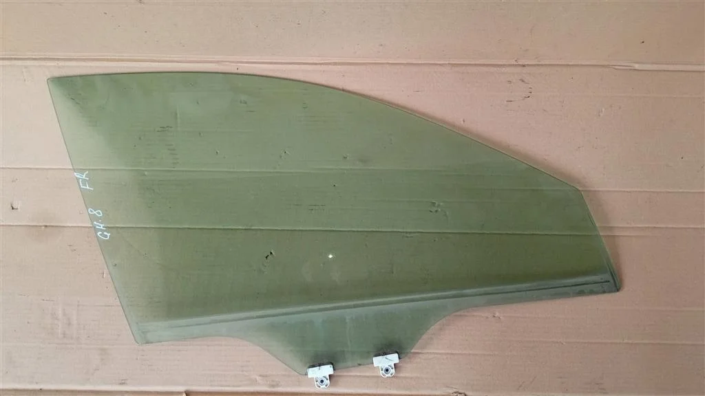 Б.у. стекло двери SUBARU IMPREZA GH SUBARU IMPREZA GH EJ20X 2009