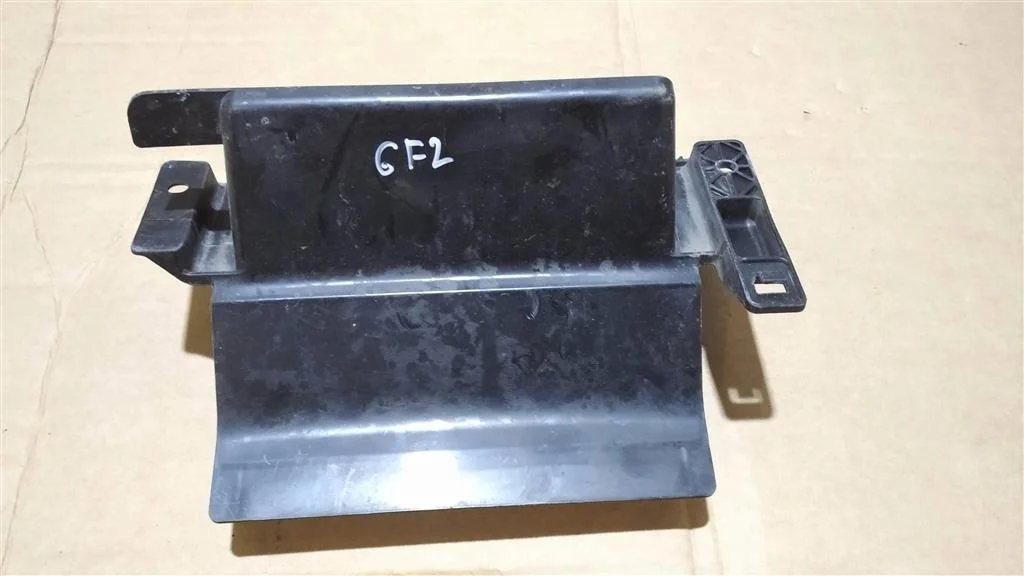 Б.у. кожух замка капота MITSUBISHI OUTLANDER GF2W MITSUBISHI OUTLANDER GF2W 4B11 2017