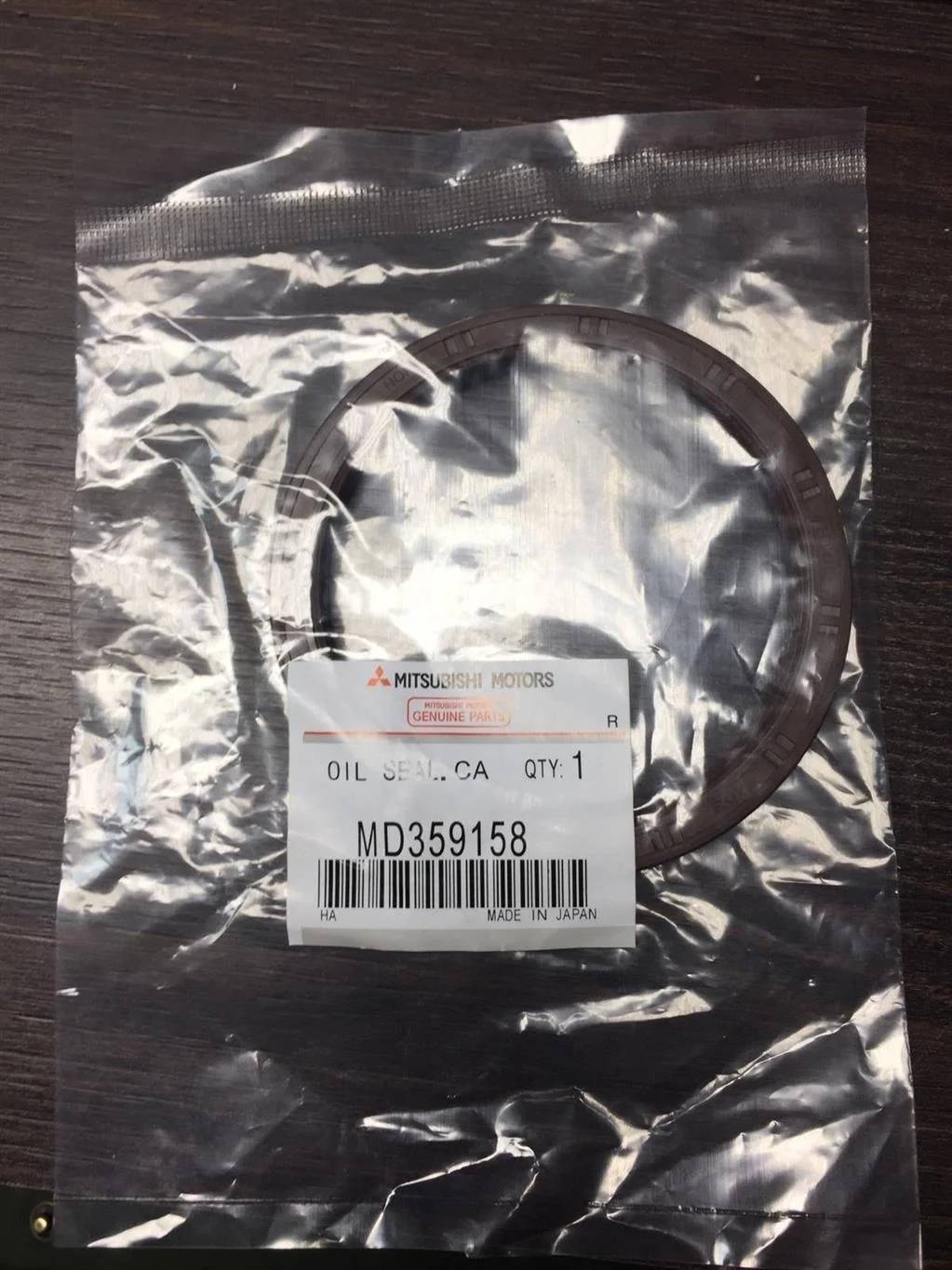 Б.у. сальник MITSUBISHI mitsubishi MITSUBISHI mitsubishi