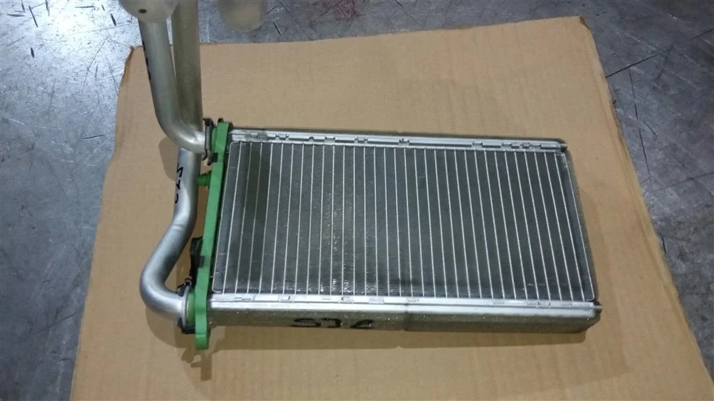 Б.у. радиатор печки SUBARU FORESTER S13 SUBARU FORESTER S13 FB25 2015