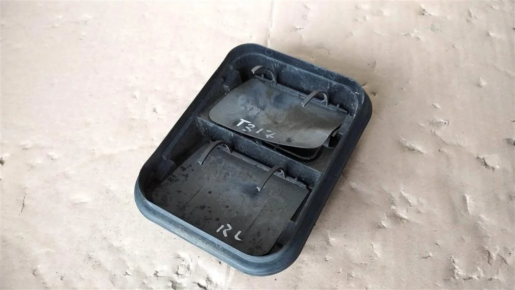 Б.у. клапан вентиляции салона NISSAN X-TRAIL T31 NISSAN X-TRAIL T31 MR20 2007