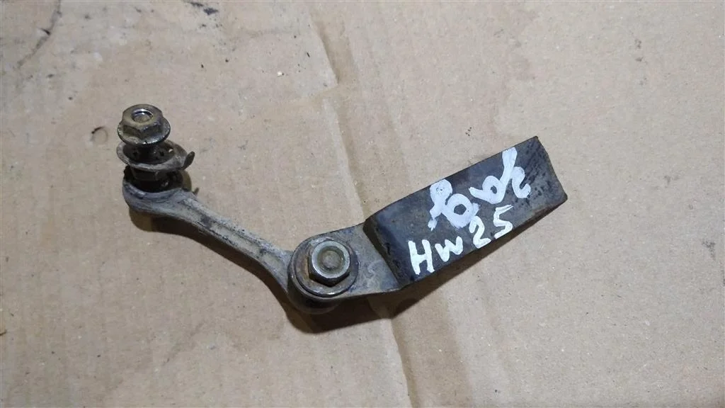 Б.у. тяга датчика дорожного просвета TOYOTA PRIUS NHW20 TOYOTA PRIUS NHW20 1NZ-FXE 2005