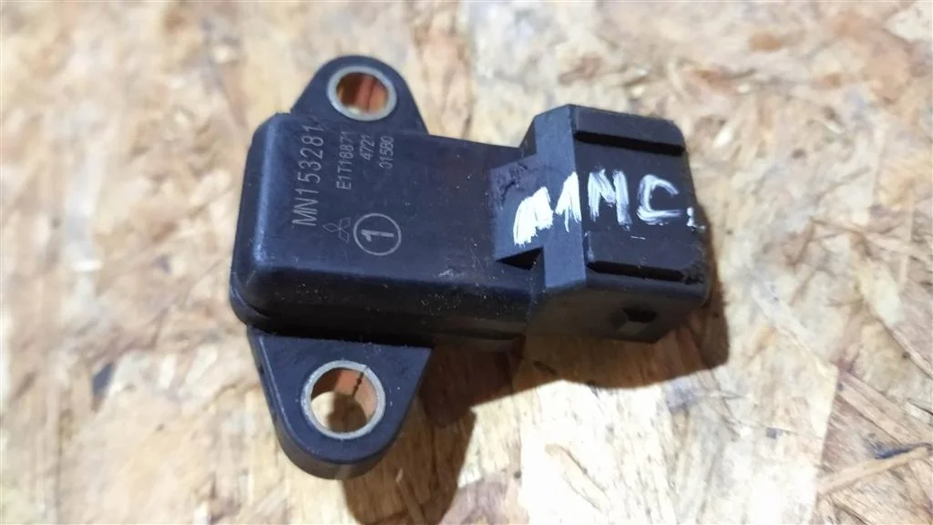 Б.у. датчик абсолютного давления MITSUBISHI mitsubishi MITSUBISHI mitsubishi