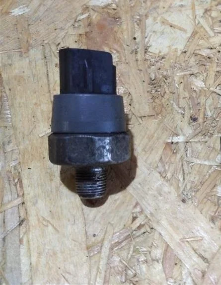 Б.у. датчик давления масла TOYOTA toyota/ lexus toyota/ lexus TOYOTA toyota/ lexus toyota/ lexus