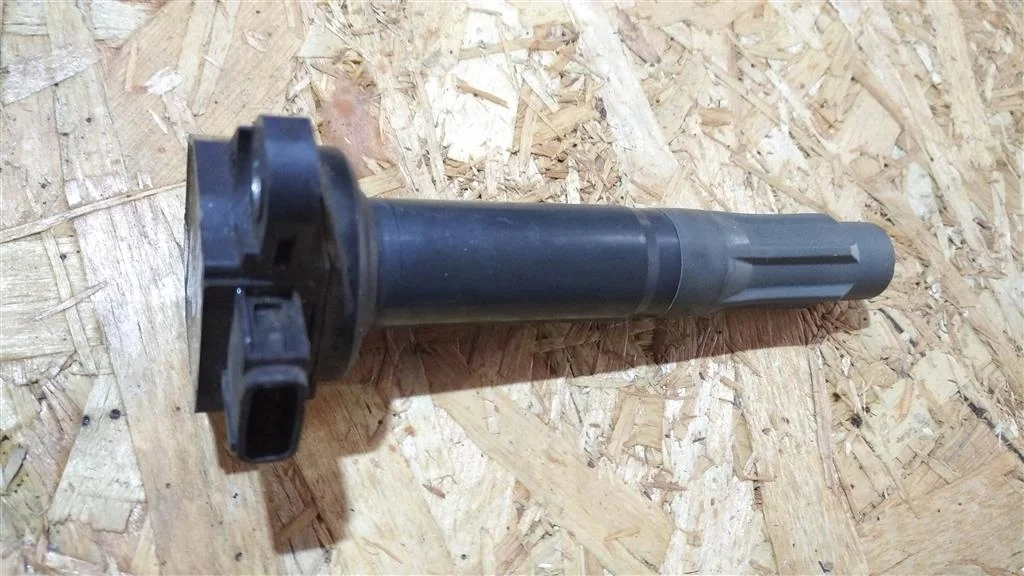 Б.у. катушка зажигания SUBARU LEGACY/ OUTBACK B14 SUBARU LEGACY/ OUTBACK B14 EJ253 2010