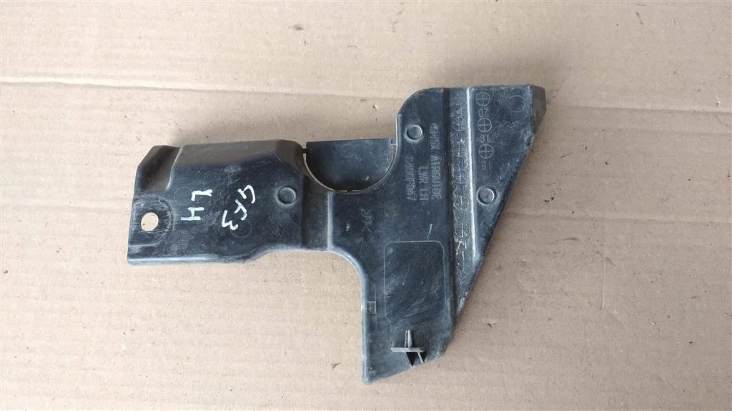 Б.у. дефлектор радиатора MITSUBISHI OUTLANDER GF3W MITSUBISHI OUTLANDER GF3W 4B11 2015