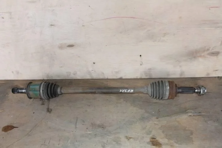 Б.у. привод MITSUBISHI OUTLANDER GF3W MITSUBISHI OUTLANDER GF3W 4B11 2015