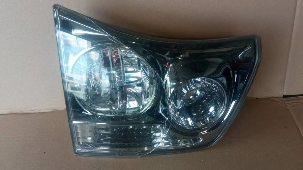 Б.у. фонарь внутренний LEXUS RX350 GSU35 LEXUS RX350 GSU35 2GR 2006