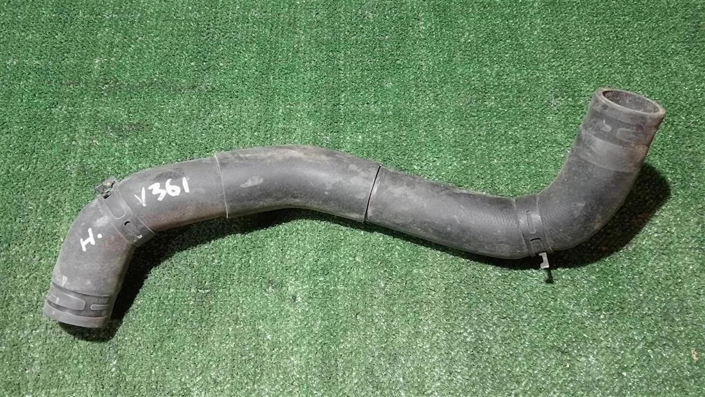 Б.у. патрубок радиатора NISSAN SKYLINE V36 NISSAN SKYLINE V36 VQ25HR 2010