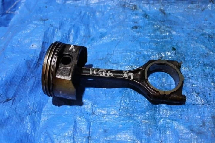 Б.у. шатун MITSUBISHI LANCER CY3A MITSUBISHI LANCER CY3A  2007-