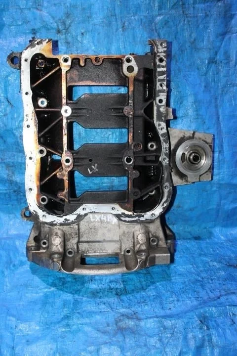 Б.у. поддон картера MITSUBISHI LANCER CY3A MITSUBISHI LANCER CY3A  2007-