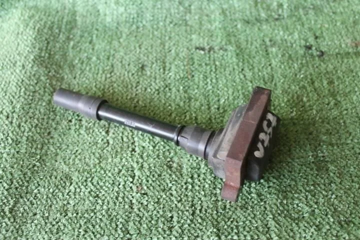 Б.у. катушка зажигания MITSUBISHI PAJERO V75W MITSUBISHI PAJERO V75W 6G74 2001