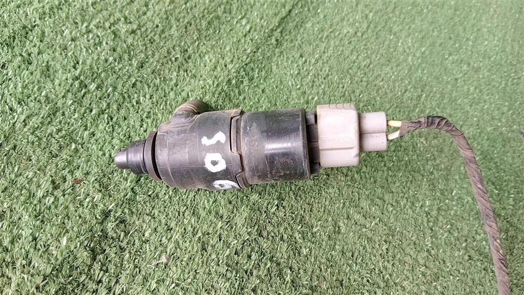 Б.у. насос омывателя фар SUBARU LEGACY/ OUTBACK B14 SUBARU LEGACY/ OUTBACK B14 EJ253 2010