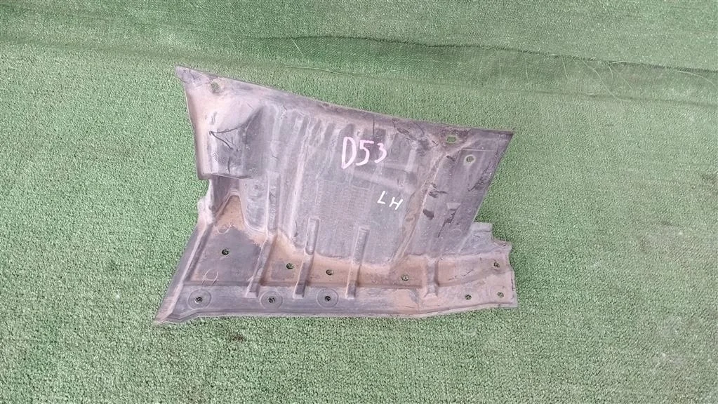 Б.у. пыльник двигателя MITSUBISHI Delica D5 CV MITSUBISHI Delica D5 CV 4B11 2011