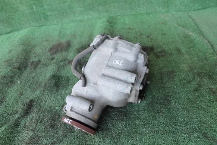 Б.у. редуктор INFINITI QX50 J50 INFINITI QX50 J50 VQ37VHR 2010