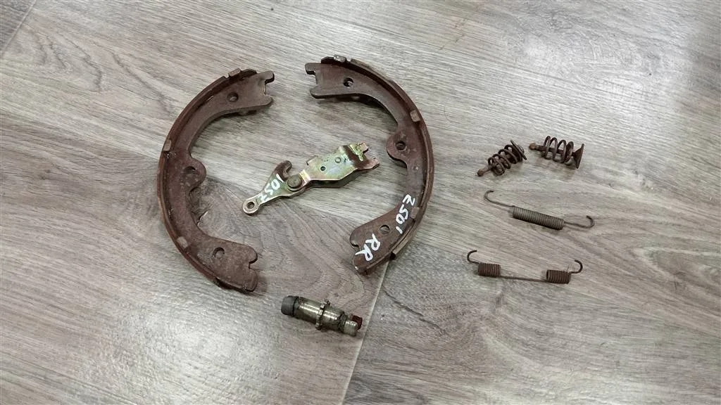 Б.у. механизм стояночного тормоза NISSAN MURANO Z50 NISSAN MURANO Z50 VQ35 2005