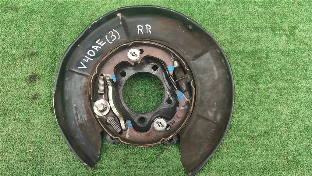 Б.у. щиток тормозного диска TOYOTA CAMRY V40 ACV40 TOYOTA CAMRY V40 ACV40 2.4 2008