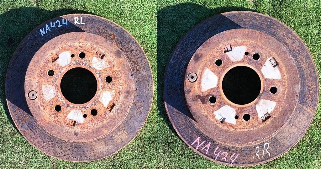 Б.у. диск тормозной (пара) MITSUBISHI GRANDIS NA4W MITSUBISHI GRANDIS NA4W 2.4 2005