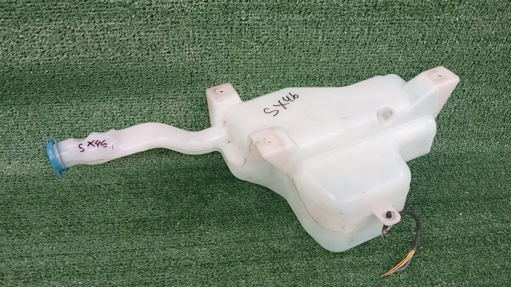 Б.у. бачок омывателя SUZUKI SX4 YA41S SUZUKI SX4 YA41S 2.0 2007