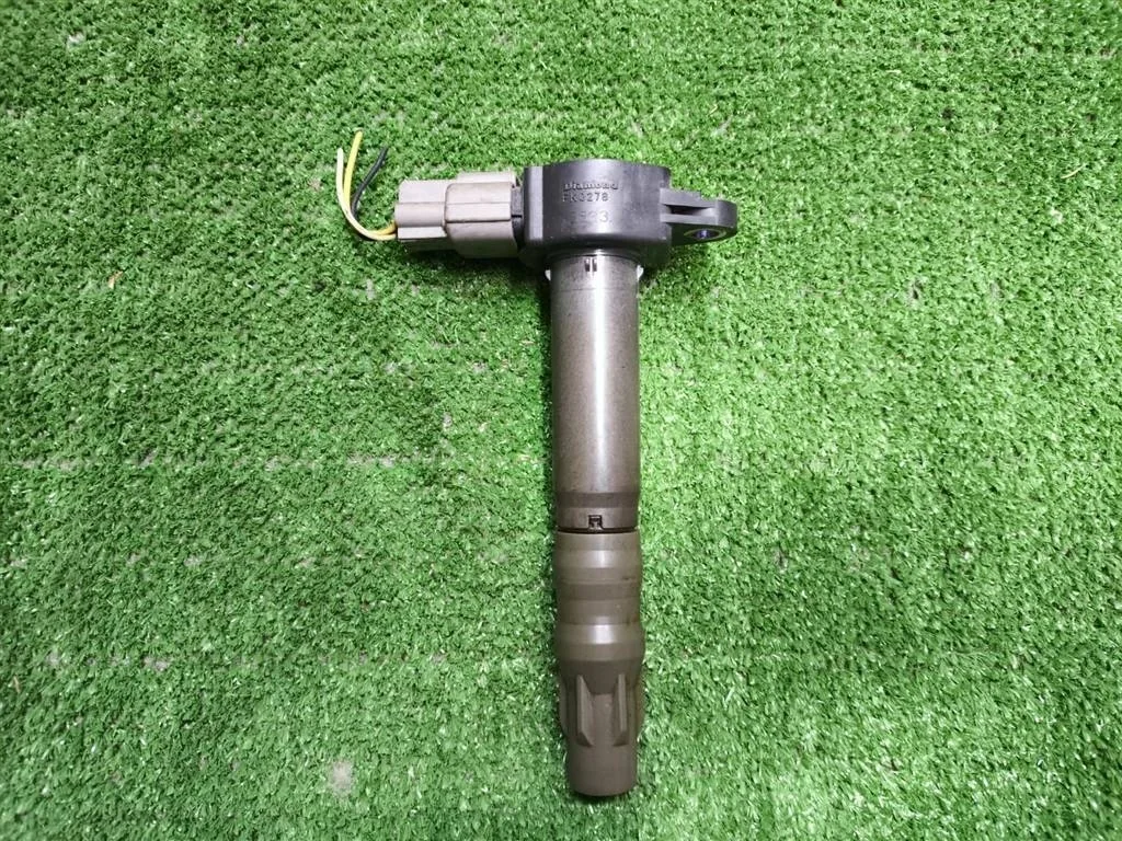 Б.у. катушка зажигания MITSUBISHI GRANDIS NA4W MITSUBISHI GRANDIS NA4W 4G69 2003