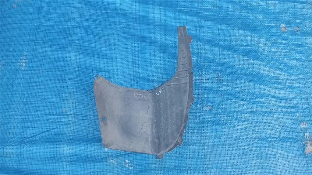 Б.у. пыльник бампера NISSAN QASHQAI J10 NISSAN QASHQAI J10 2.0 2007