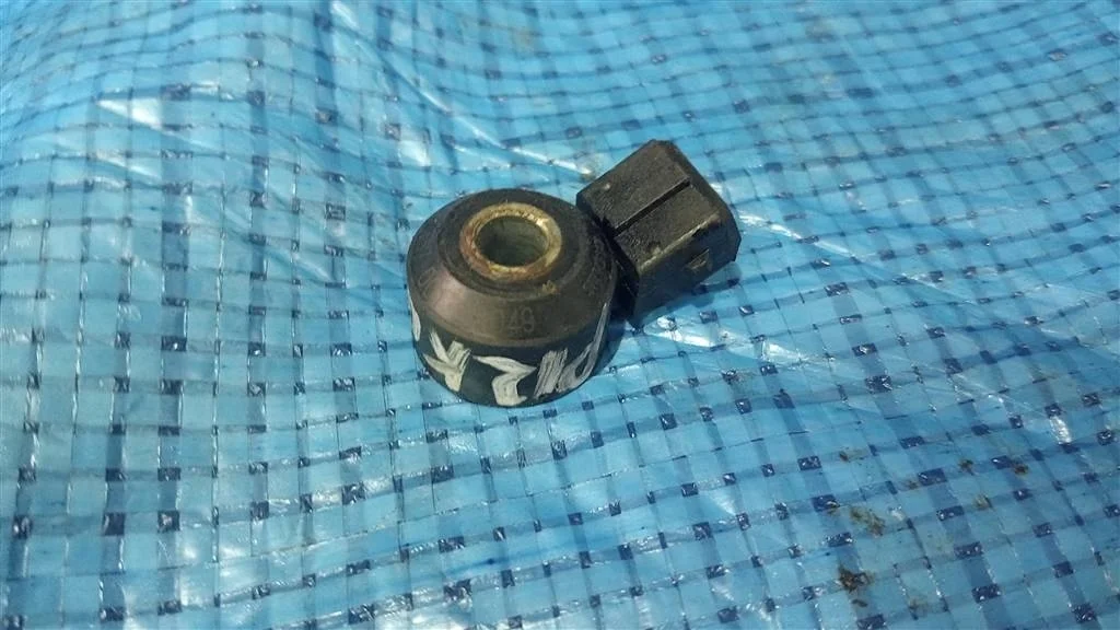 Б.у. датчик детонации NISSAN PRIMERA P12 NISSAN PRIMERA P12 1.8 2005